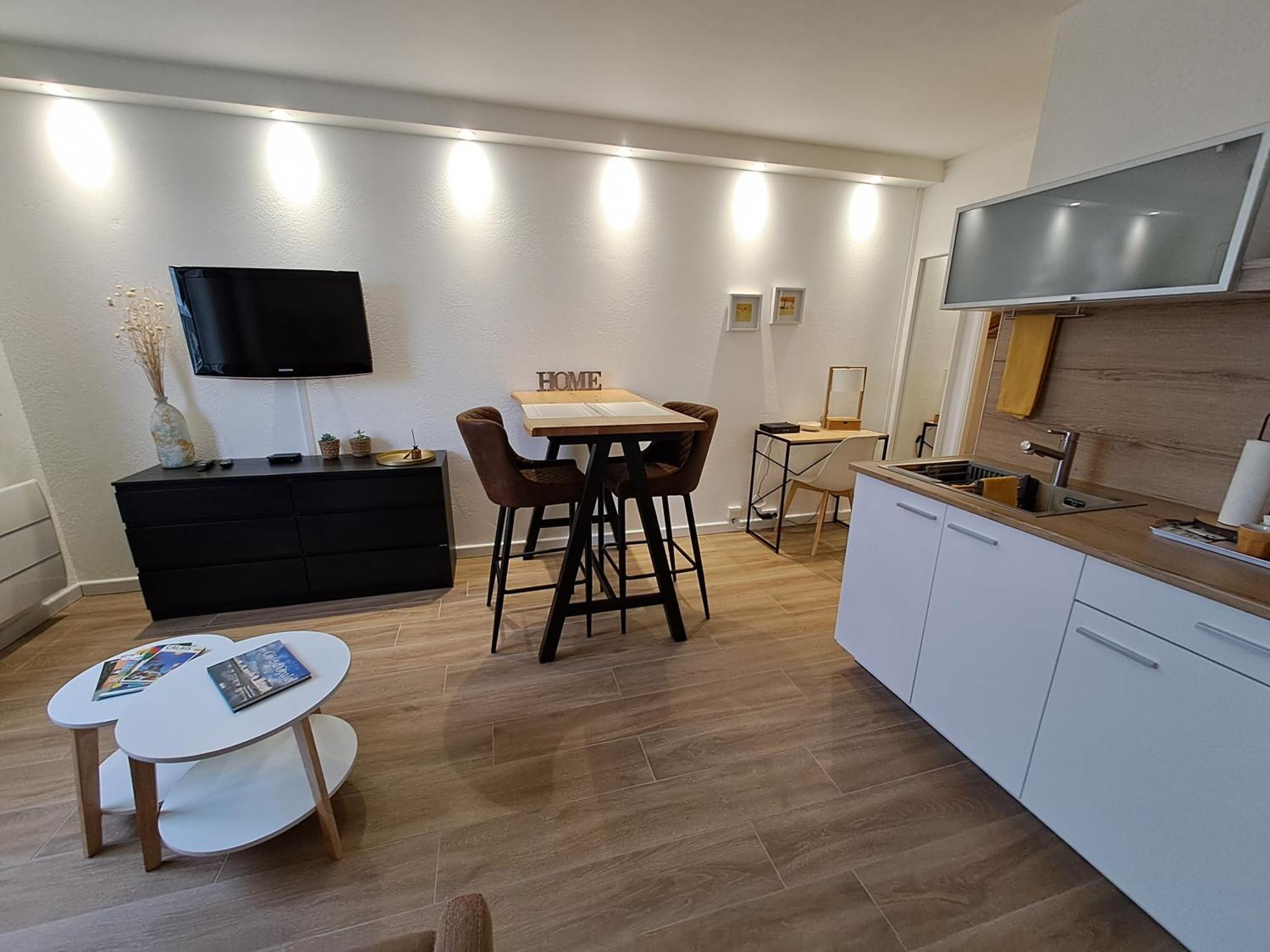 Calais Plage - Magnifique Studio - Front De Mer Extérieur photo